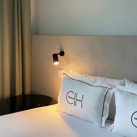 Canaryislandshost L Palmeras *