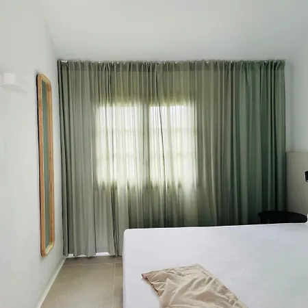 Canaryislandshost L Palmeras 别墅 *